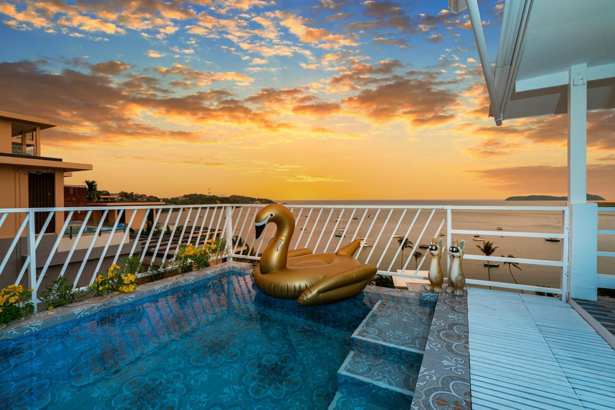 Mona Seaview Pool Villa Beach Front Aoyon Beach Ban Makham Extérieur photo